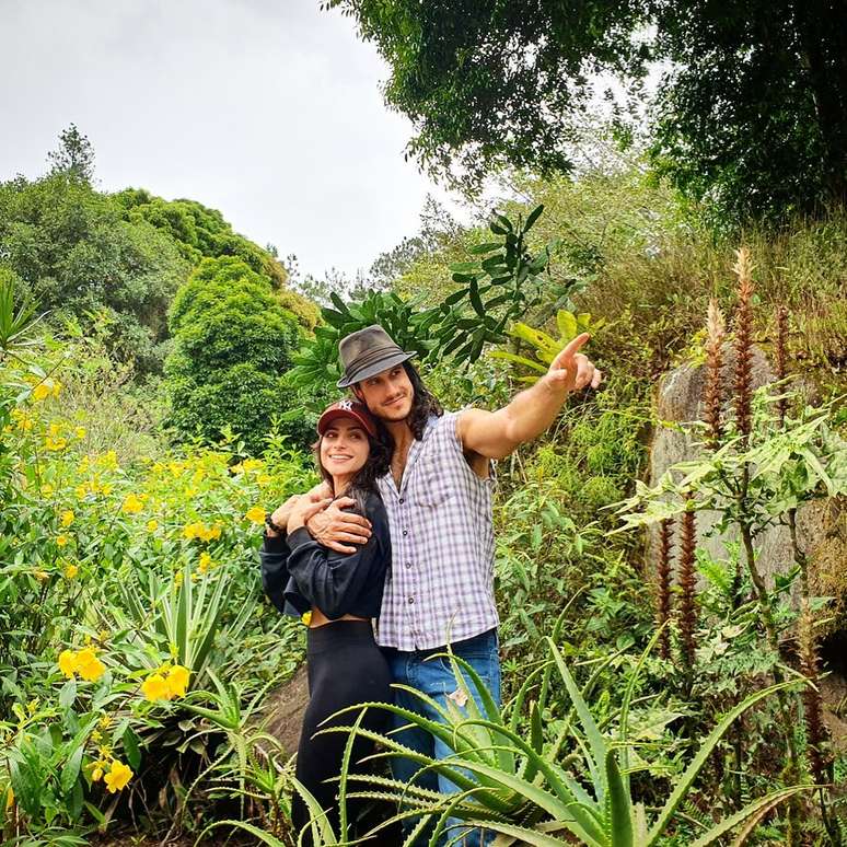 Emiliano e sua namorada, Nat&aacute;lia Rosa