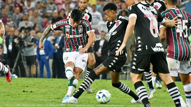 Germán Cano, do Fluminense, marcou um golaço diante de sua antiga equipe, o Vasco –