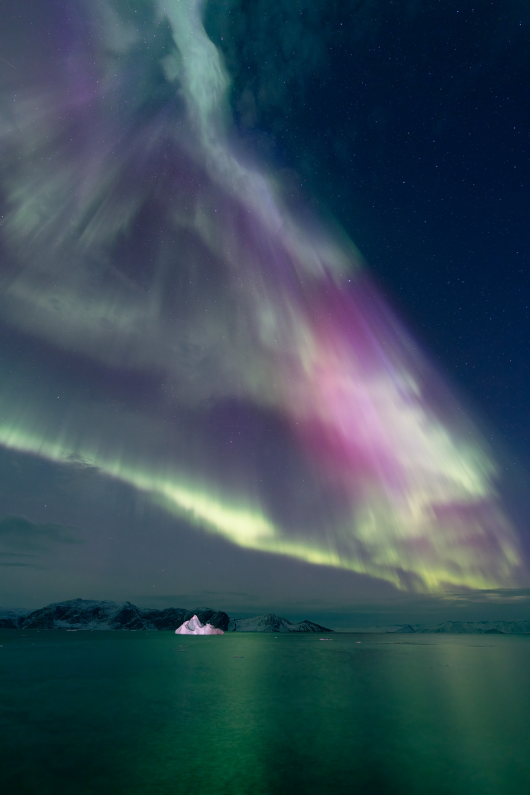 Aurora boreal fotografada na Groenlândia (Imagem: Reprodução/Dennis Lehtonen)