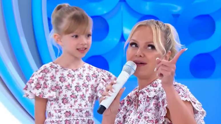 Eliana’s daughter becomes the cover of a magazine and her beauty is impressive