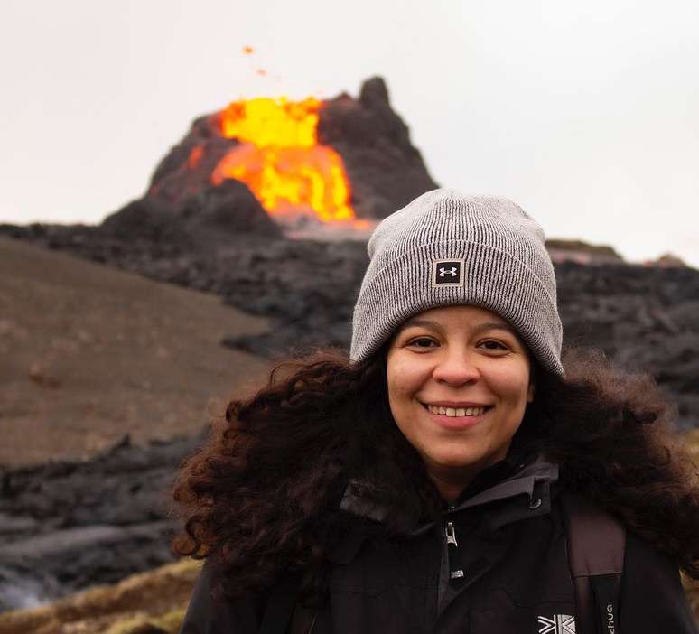 Jéssica explica que, até então, o vulcão não representava um risco para as pessoas, era tido como um "vulcão turístico"