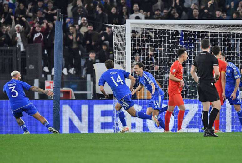 Em “final“, Itália garante vaga na Eurocopa após empate com a Ucrânia; veja  classificados