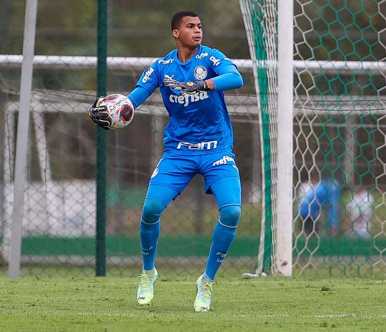 Opinião: O goleiro titular em 2023 será