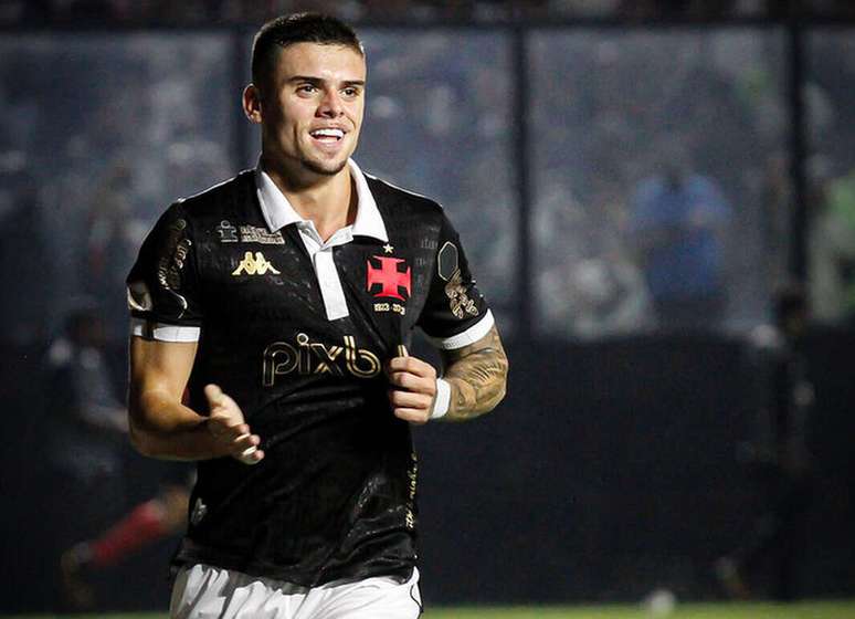 Gabriel Pec será titular do Vasco contra o Cruzeiro, em mais um jogo na luta para fugir do rebaixamento –