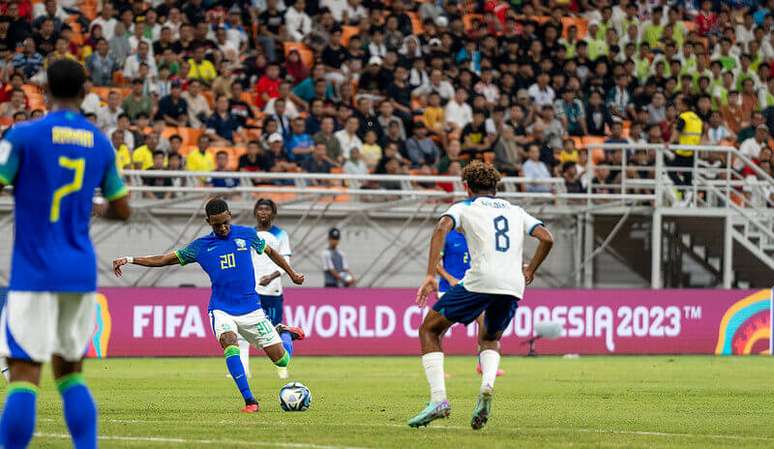 Estevão destaca competitividade do Brasil no Mundial: 'Lutar até o fim'