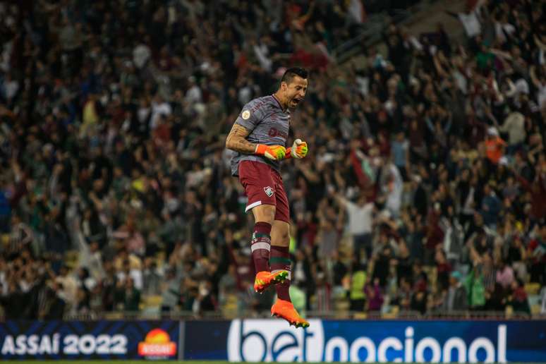 Fábio comemorando gol Fluminense