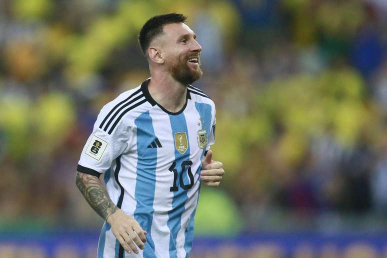 Messi lamenta episódios antes do jogo e cutuca brasileiros: 'Eles gostam de  mim
