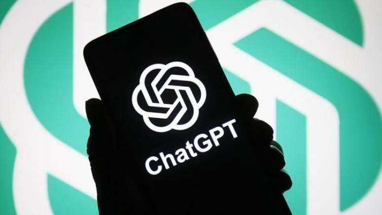 ChatGPT utiliza inteligência artificial para responder a perguntas de usuários