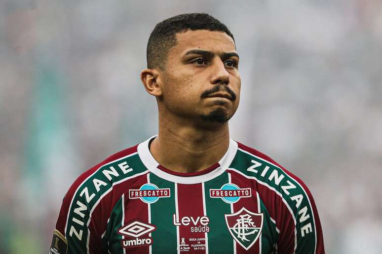 Volante do Fluminense é relacionado para partida do Brasileirão –