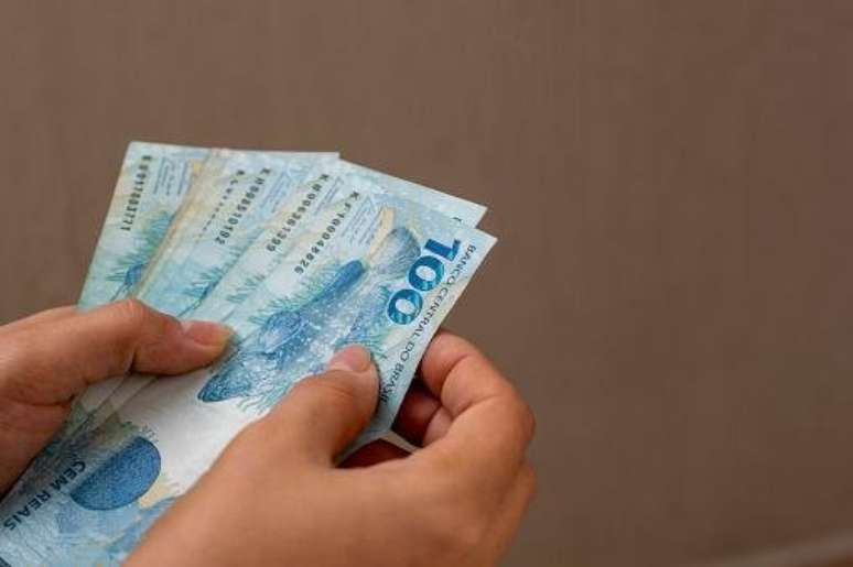 Com o nome limpo, é possível solicitar empréstimos e realizar financiamentos. (GettyImages/Reprodução)