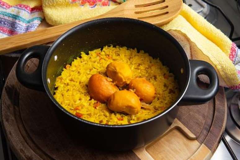 O arroz com pequi é muito popular em Minas Gerais e em Goiás. (Fonte: Getty Images / Reprodução)