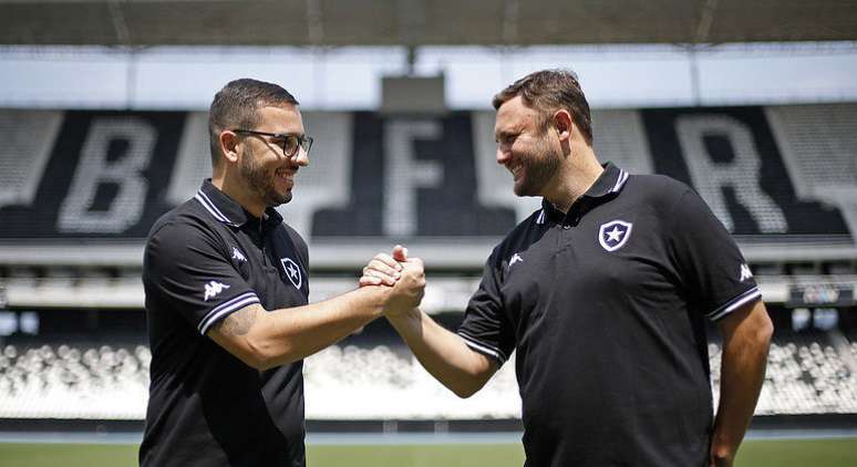 Alessandro Brito e André Mazzuco seguem no departamento de futebol do Botafogo –