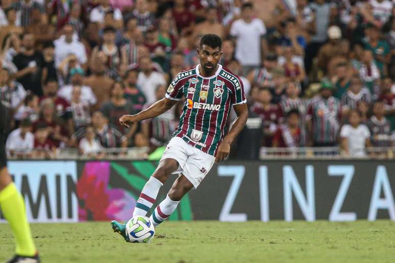 Destaque do São Paulo na temporada sofre lesão e preocupa