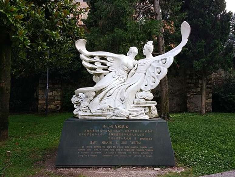 Monumento a Liang Zhu. (Fonte: Wikimedia Commons/Reprodução)