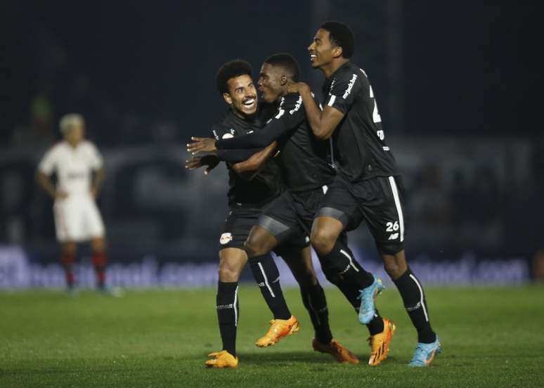 FLAMENGO 2 X 3 BRAGANTINO, MELHORES MOMENTOS