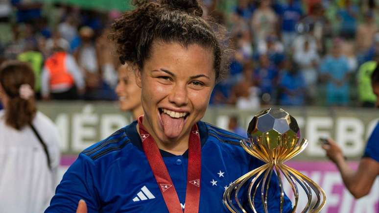 Ana Clara expressou seu sentimento após conquista do Campeonato Mineiro Feminino pelo Cruzeiro 