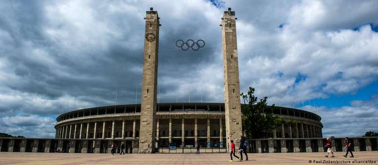 Estruturas de 1936 seriam novamente usadas 100 anos depois, como o Estádio Olímpico de Berlim