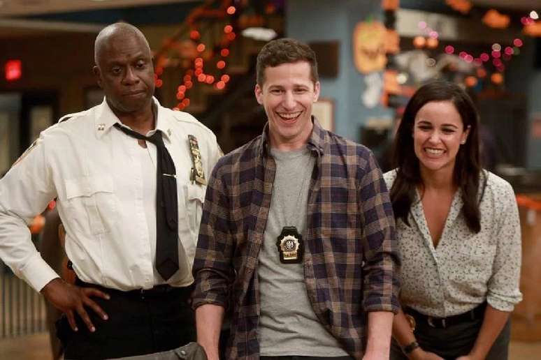 O dia a dia da polícia em ‘Brooklyn Nine-nine’ é retratado de forma divertida e inteligente 