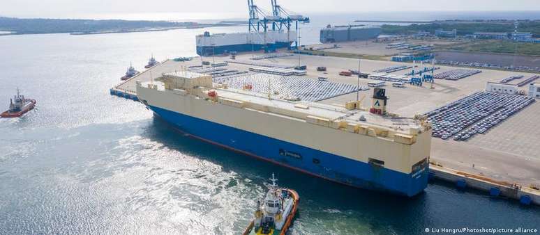 A China assinou um contrato de arrendamento por 99 anos do Porto Internacional de Hambantota, no Sri Lanka​