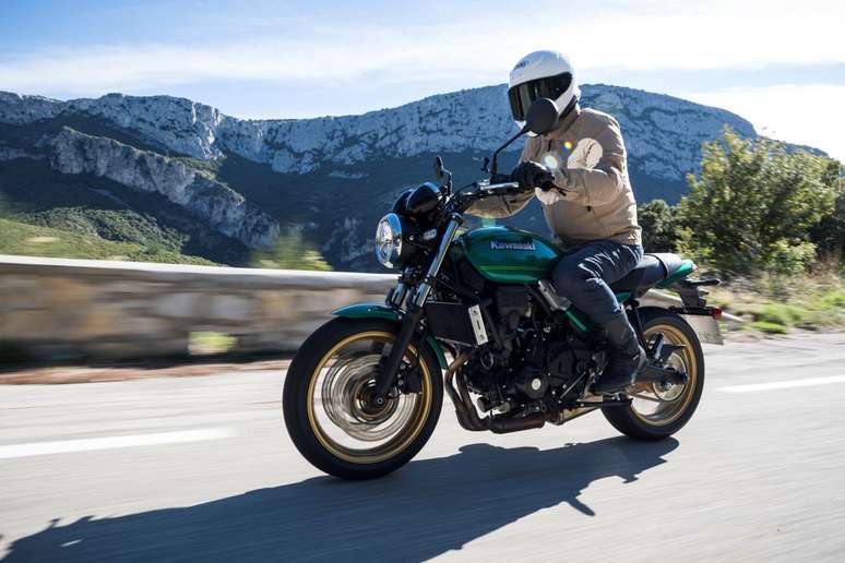 Kawasaki Z650RS (Foto: Arquivo)