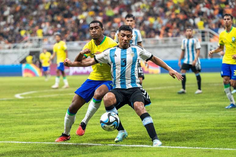 Argentina goleia e vai enfrentar o Brasil nas quartas da Copa do Mundo Sub- 17