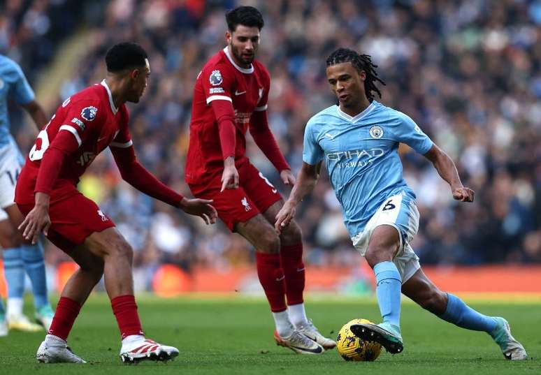 Luton Town x Manchester City: placar ao vivo, escalações, lances, gols e  mais