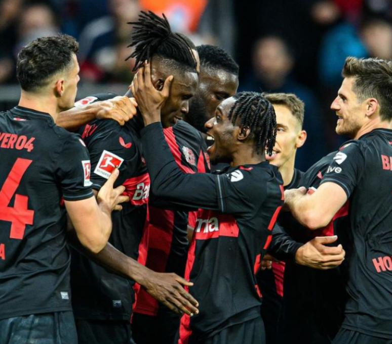 Bayer Leverkusen busca encaminhar classificação à próxima fase da