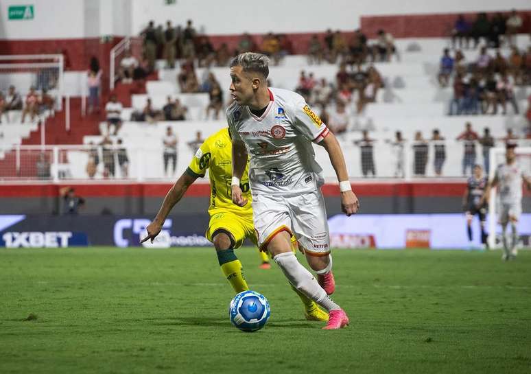 América MG x São Paulo: Um duelo emocionante