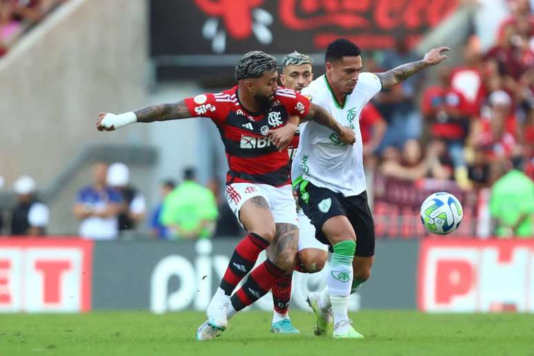 Corinthians segue sendo o último campeão sul-americano do Mundial de Clubes  após derrota do Flamengo
