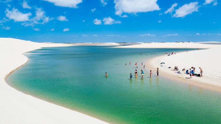 Para os amantes da natureza, os Lençóis Maranhenses não podem ficar de fora do roteiro de viagem 