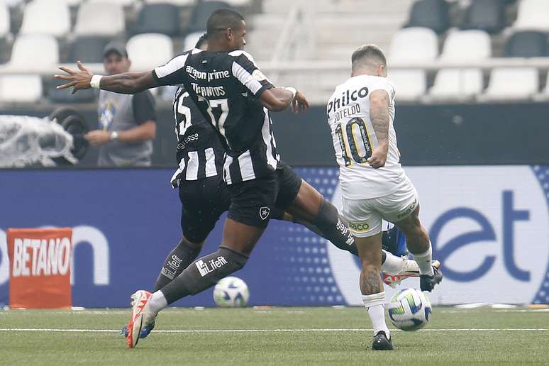 Botafogo e Santos empatam pelo Brasileirão 