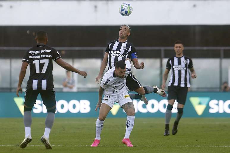 Sem vencer há cinco jogos, jogadores do Sport pedem apoio da