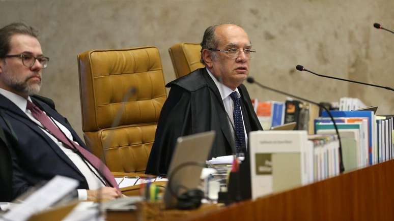 Os ministros Dias Toffoli e Gilmar Mendes durante sessão plenária do STF: Dino não deve adotar uma linha tão liberal no âmbito criminal quanto eles, diz advogado