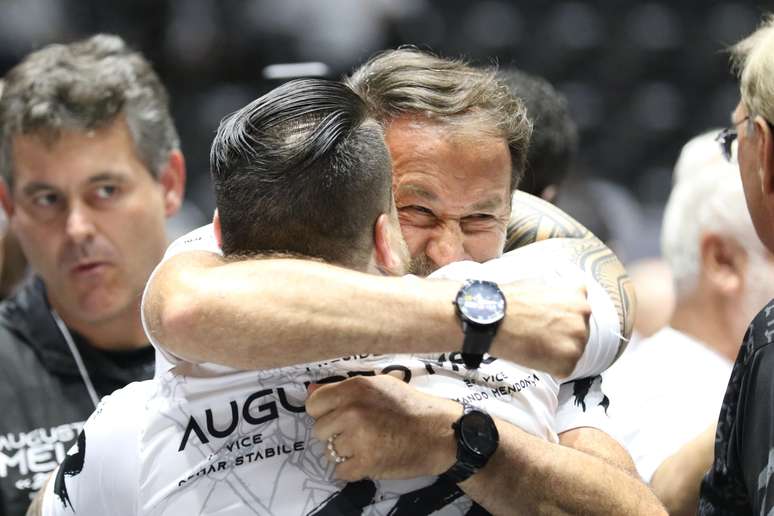 Augusto Melo fala sobre busca do Corinthians por executivo de futebol:  Anunciaremos em breve - Gazeta Esportiva