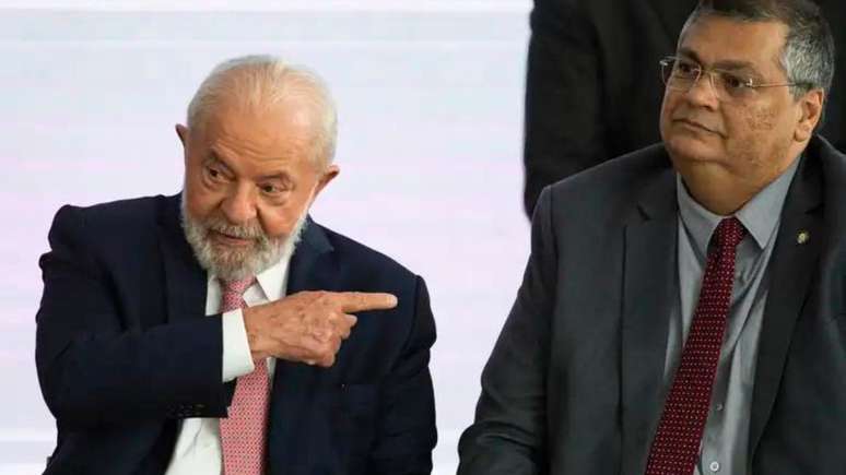 O presidente Lula e o ministro da Justiça e Segurança Pública, Flávio Dino