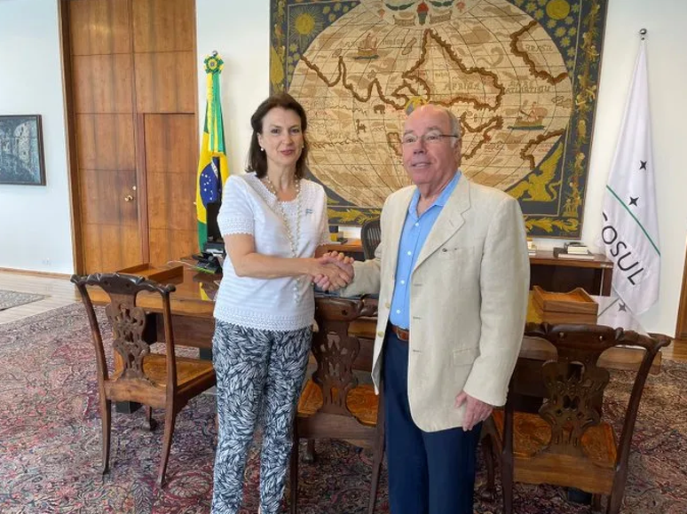 Futura chanceler argentina, Diana Mondino se reuniu com chanceler brasileiro, Mauro Vieira, em Brasília