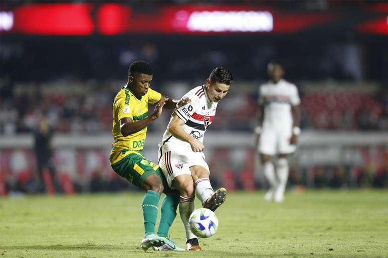 Sao Paulo empata com Cuiba sem gols 