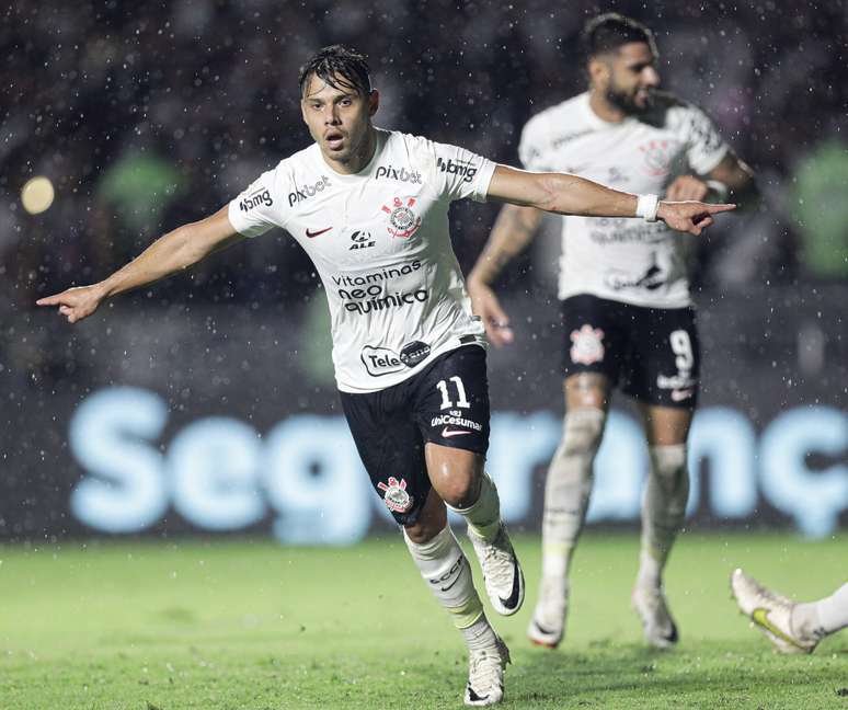 Corinthians pode ter alívio milionário na folha salarial - Lance!