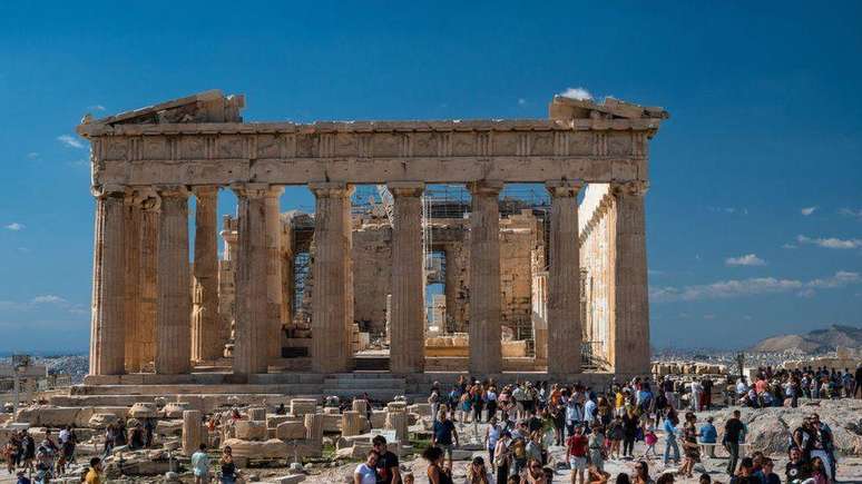 Algumas esculturas levadas da Grécia foram originalmente criadas como parte do templo do Partenon em Atenas