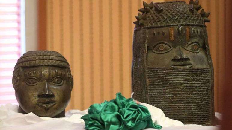 Os Bronzes do Benin foram alguns dos itens devolvidos por Museu de Londres