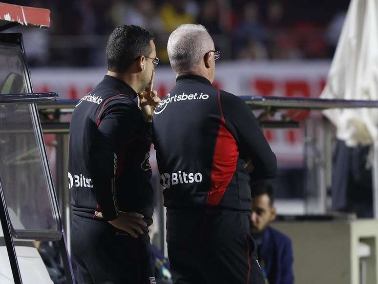 Dorival relembra desfalques após empate do São Paulo: 'Não é fácil