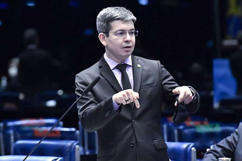 Randolfe Rodrigues afirmou que ação não tem relação com a indicação do ministro da Justiça, Flávio Dino, para o Supremo Tribunal Federal (STF).