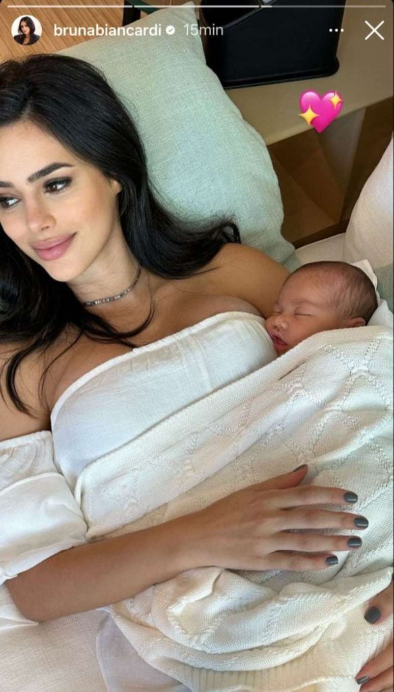 After the robbery, Bruna Biancardi appears in a cute moment with her daughter and unties the net After the robbery, Bruna Biancardi appears in a cute moment with her daughter and unties the net