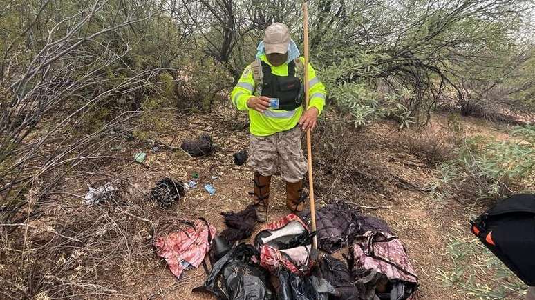 Na caminhada pelo deserto de Sonora, &eacute; comum os volunt&aacute;rios encontrarem pertences abandonados por migrantes