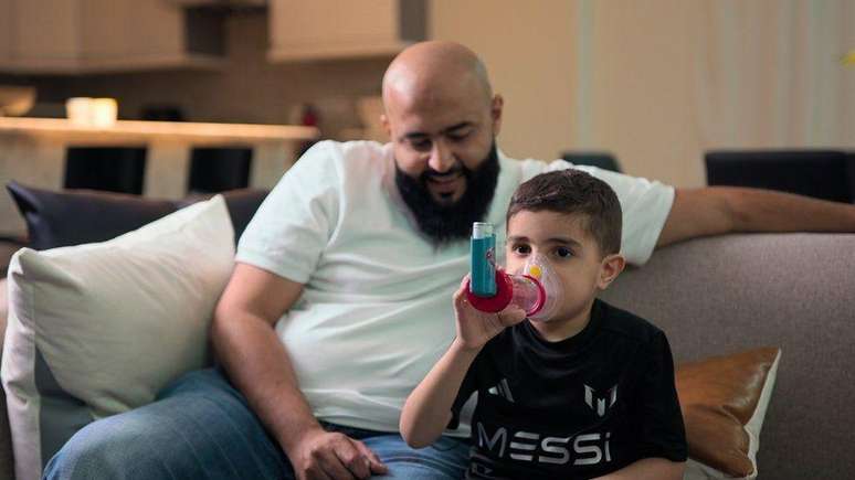 Ataques de asma agravados pela poluição do ar levam Jassem com frequência ao hospital