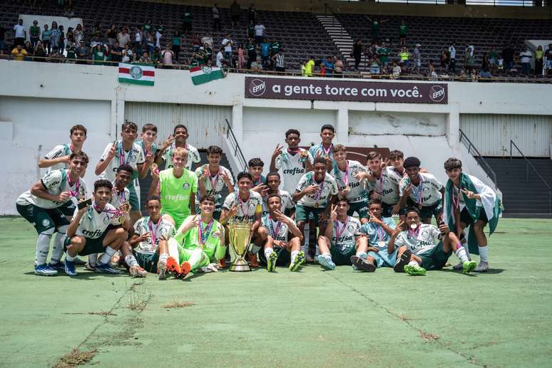 Fora de casa, Palmeiras empata com Ferroviária no primeiro jogo da