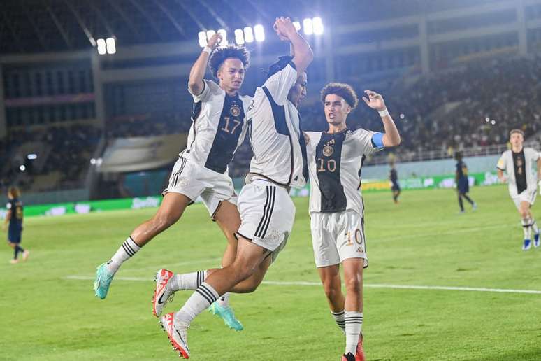 Palmeiras vence o Real Madrid e é campeão mundial sub-17 na