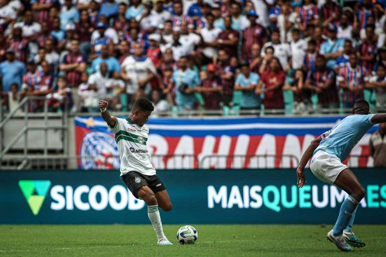 Lateral da base é a novidade entre os relacionados do Grêmio para