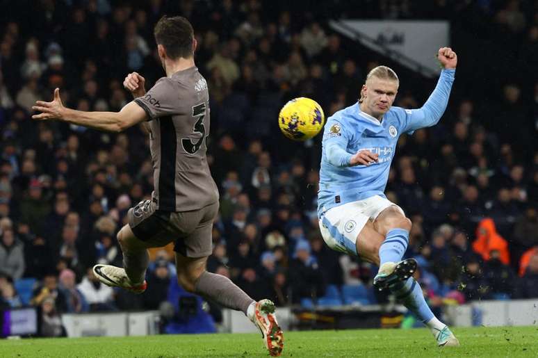 Histórico! Em jogo de oito gols, Chelsea arranca empate contra o Manchester  City no fim