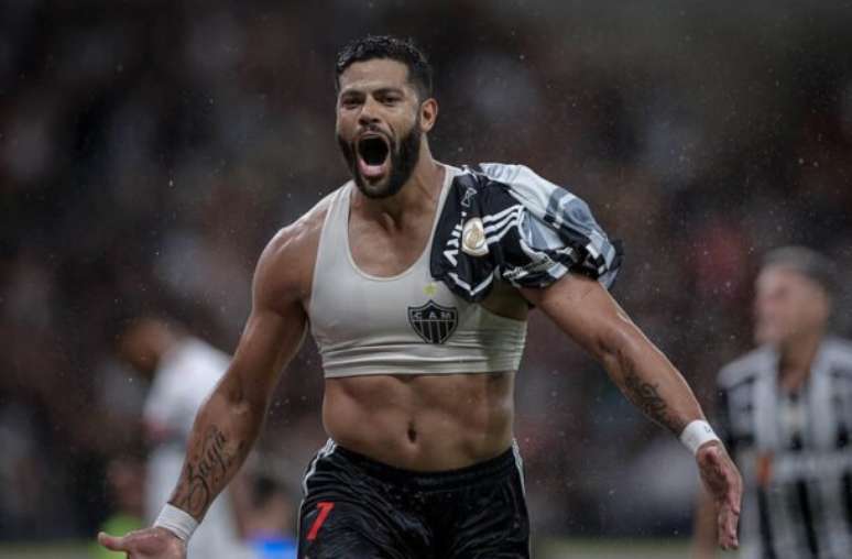 Melhor em campo, Hulk foi decisivo na partida contra o São Paulo